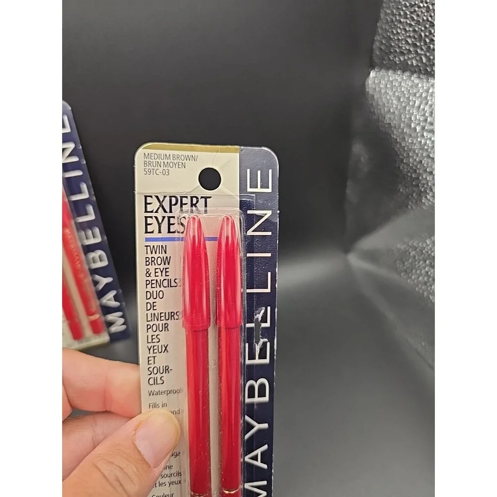 Maybelline nos lot